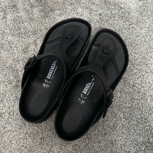 VGUC Birkenstock Rubber sandals